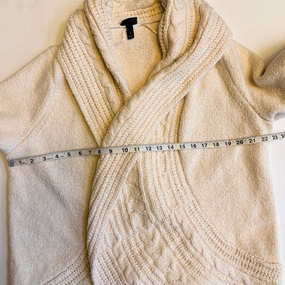 Torrid Women's Ivory Chunky Cable Knitted Comfy & Soft Cardigan Sweater Size 1X - Picture 7 of 10